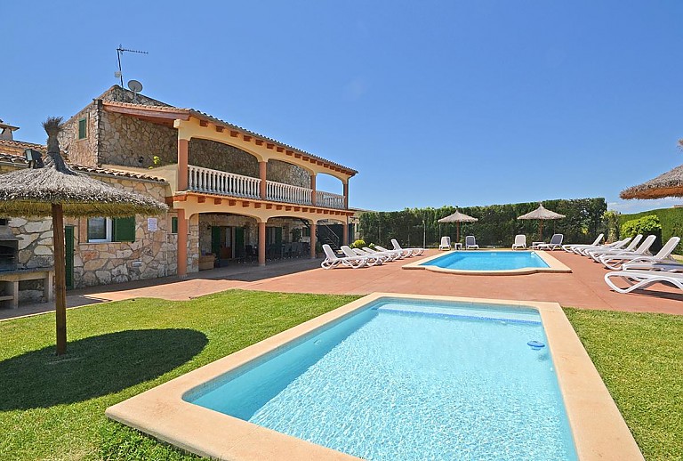 Finca Mallorca Sencelles 32 Personen