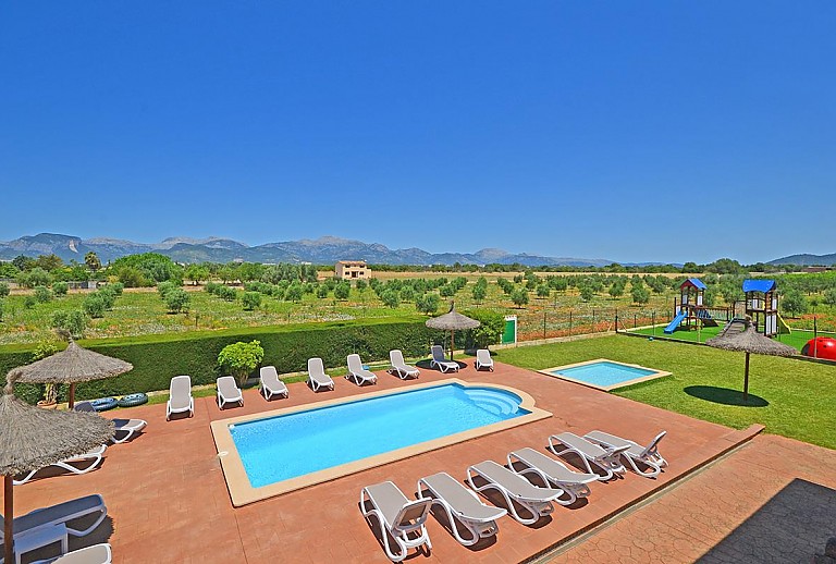 Finca Mallorca Sencelles 32 Personen