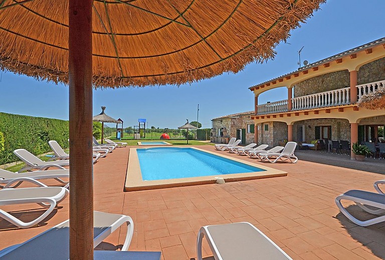 Finca Mallorca Sencelles 32 Personen