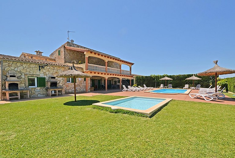 Finca Mallorca Sencelles 32 Personen
