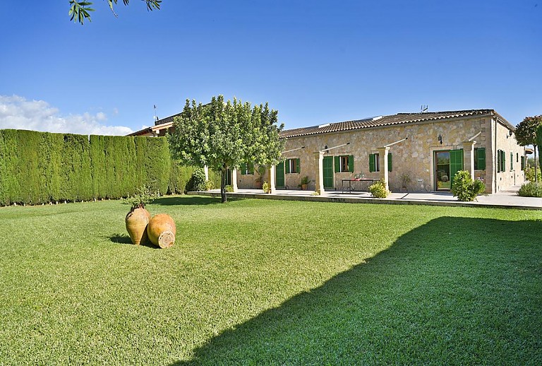 Finca Mallorca Sencelles 32 Personen