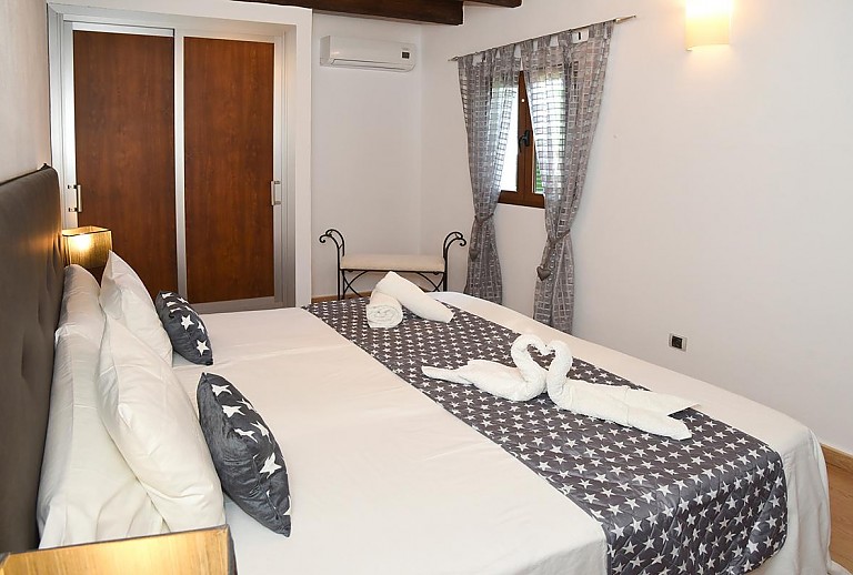Finca Mallorca Sencelles 32 Personen