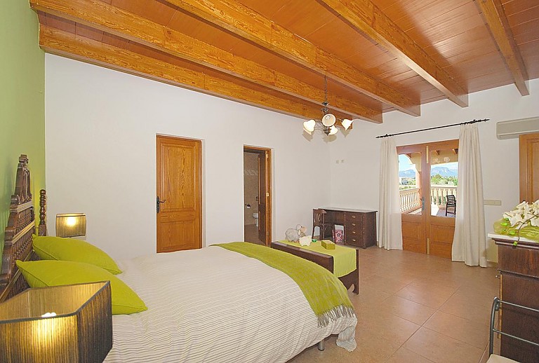 Finca Mallorca Sencelles 32 Personen