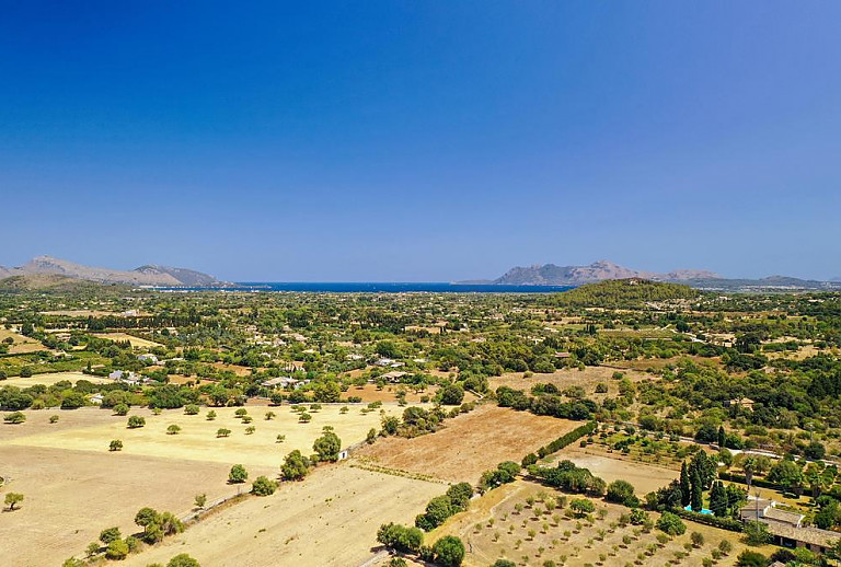 Blick von der Finca zum Meer