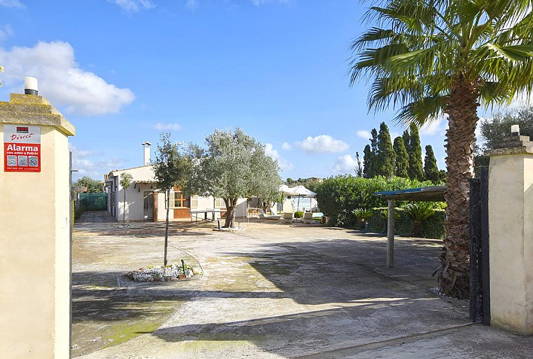 Toreinfahrt zur Finca